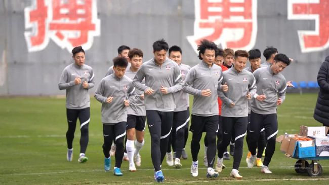 国产成人亚洲欧美三区综合